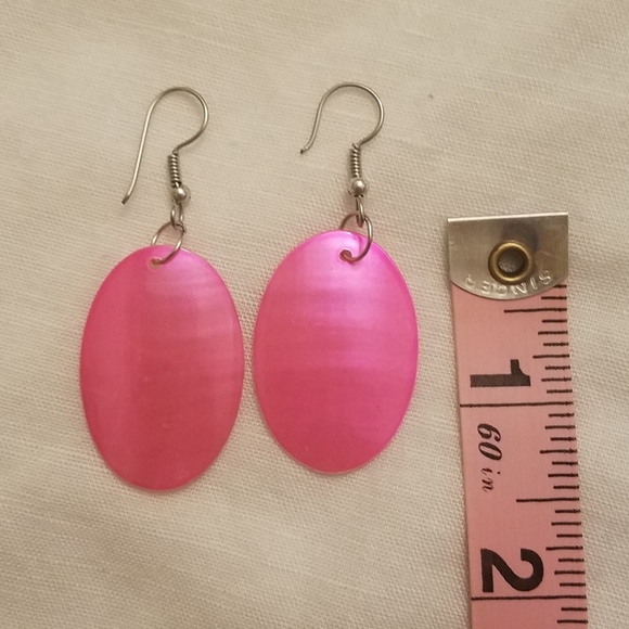 Fuchsia Mother of Pearl Earrings - Picture 2 of 5